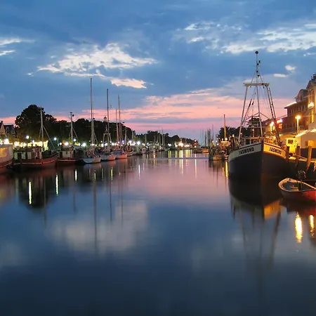 Vormann Jantzen, Direkt Am Leuchtturm * Rostock