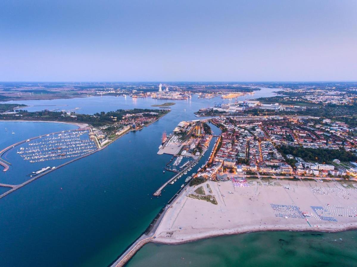 Apartment Vormann Jantzen, Direkt Am Leuchtturm Rostock